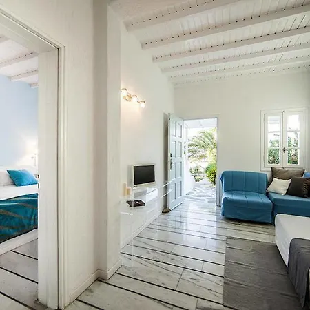 Numo Mykonos Boutique كالافاتيس