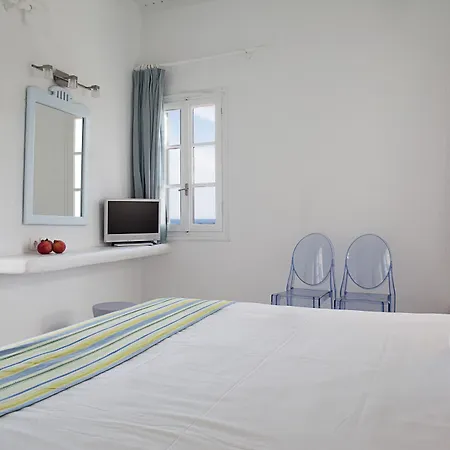 Numo Mykonos Boutique كالافاتيس