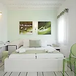 Numo Mykonos Boutique Kalafati