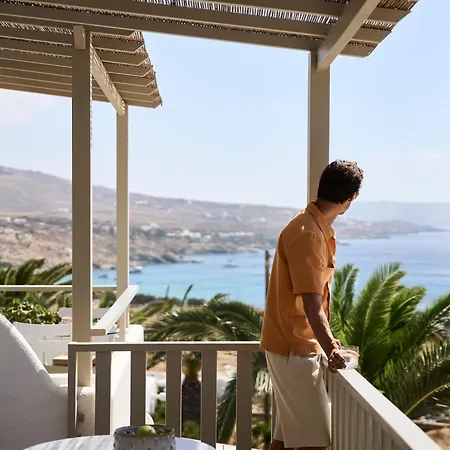 Numo Mykonos Boutique カラファティス